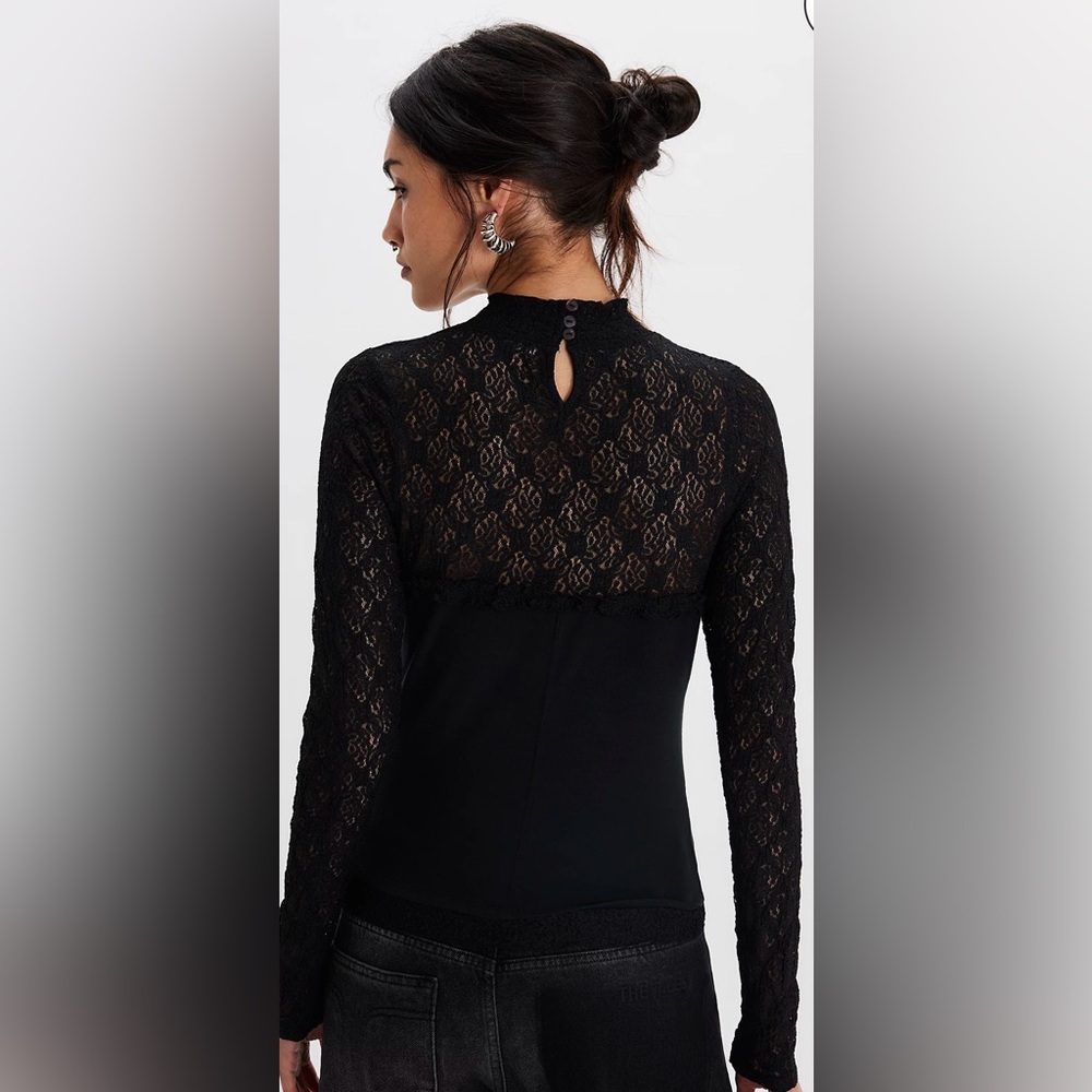 NWT Free People Miya Lace Sleeve Blouse sz:small - Picture 2 of 8